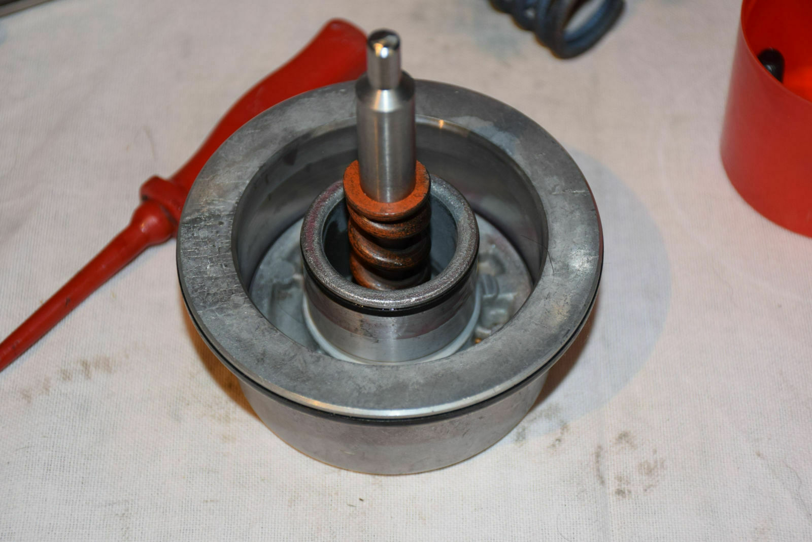 Innenkolben eingesetzt