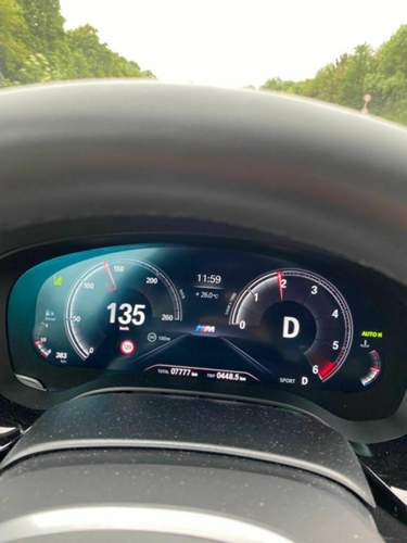 32b7c953-3793-438d-b00f