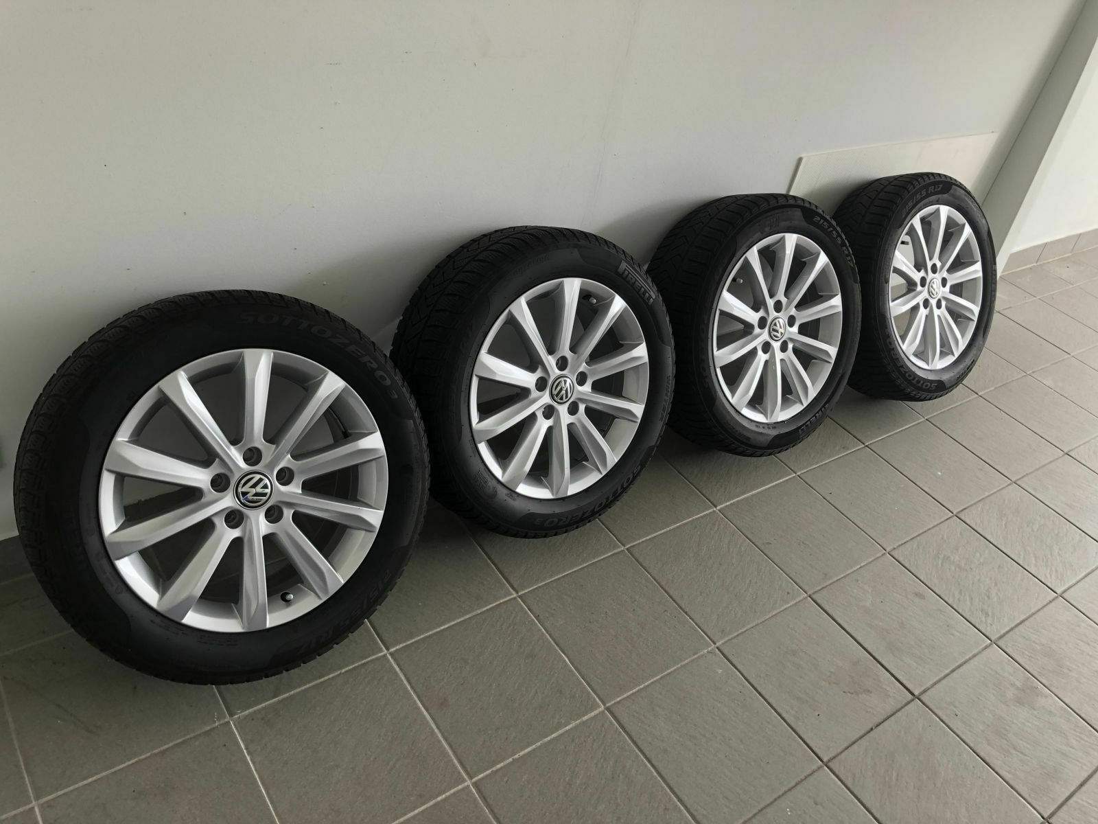 VW Passat Winterreifen / Helsinki 17 Zoll Alufelgen / Pirelli 215/55