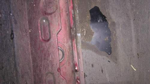 Vorne links (von unten)