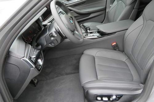 6ddb9ecb-2780-4cfc-83d7-9417d8c74d43