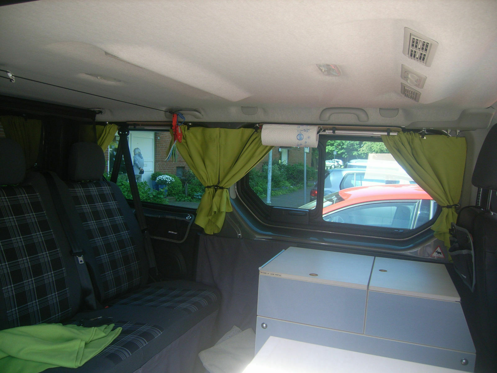 Um- und Ausbau des Opel Vivaro-B und der baugleichen Fahrzeuge zum Campingbus - eine Ideensammlung