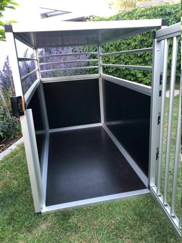 Hundebox front offen