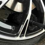 Die Large passt problemlos rein