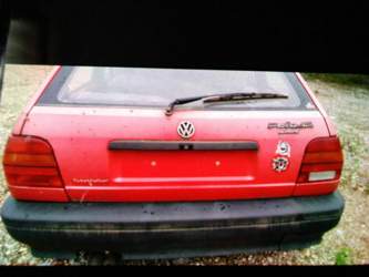 15915266995541407586946