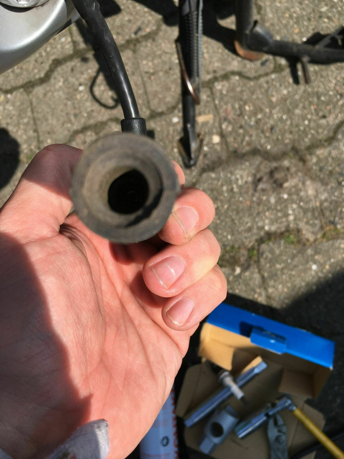 R1100R nimmt im warmen Zustand schlecht Gas an (nach Pause)