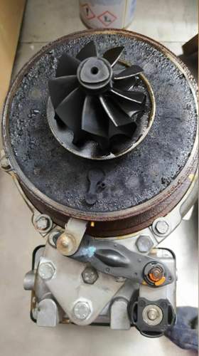 Motor Raucht Wei