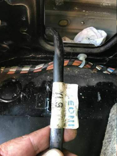 Stecker der AHK mit der Nummer YI9 (?)