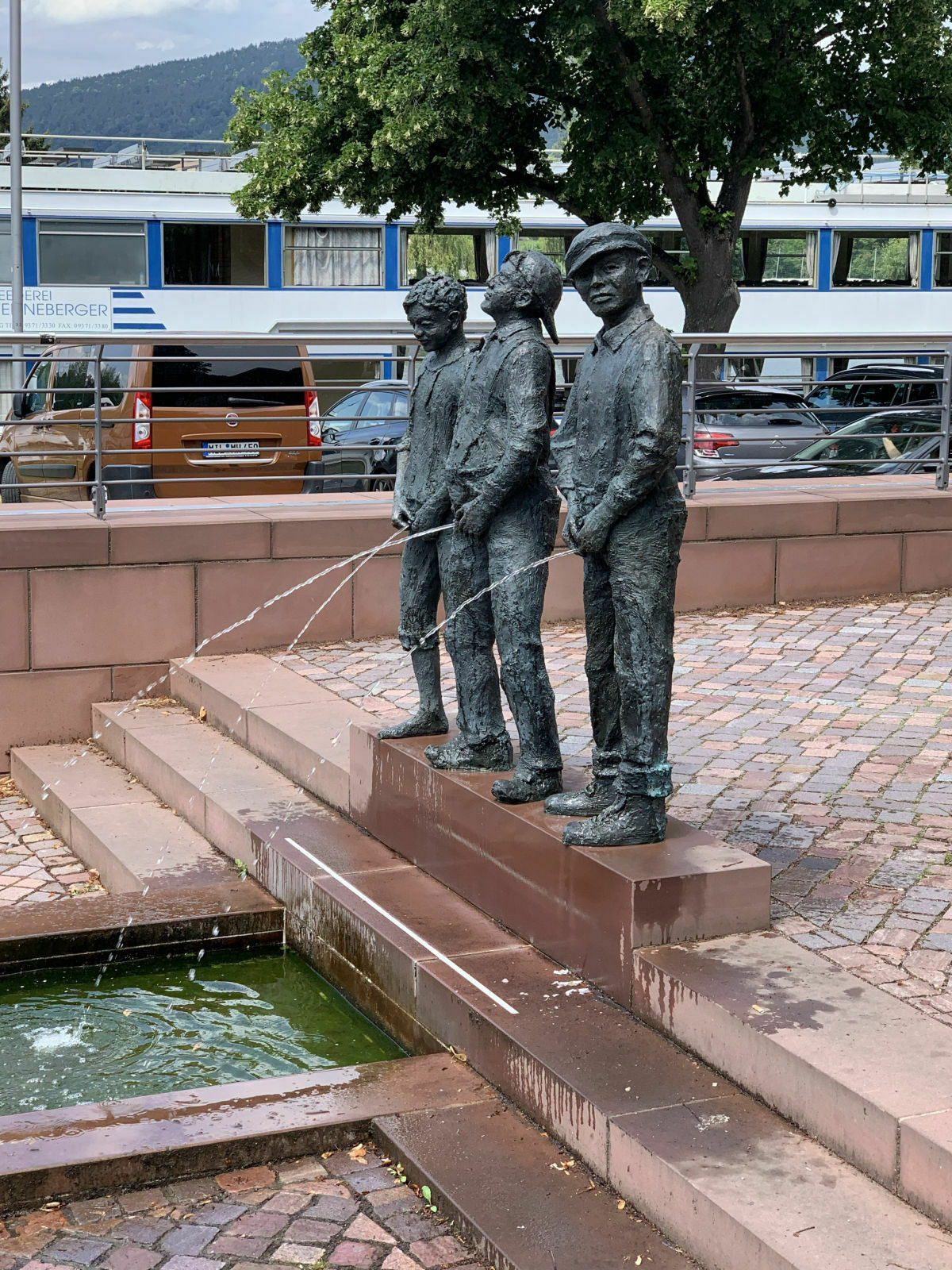 50310984-959b-4ce1-b236-93e2e3cb9a2e