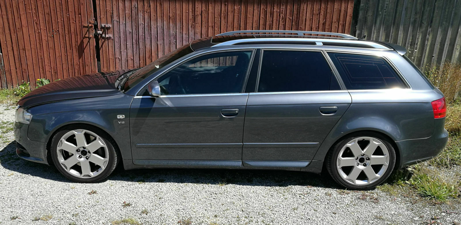 Auto für die Felgen, billig Audi S4 V8 fahren