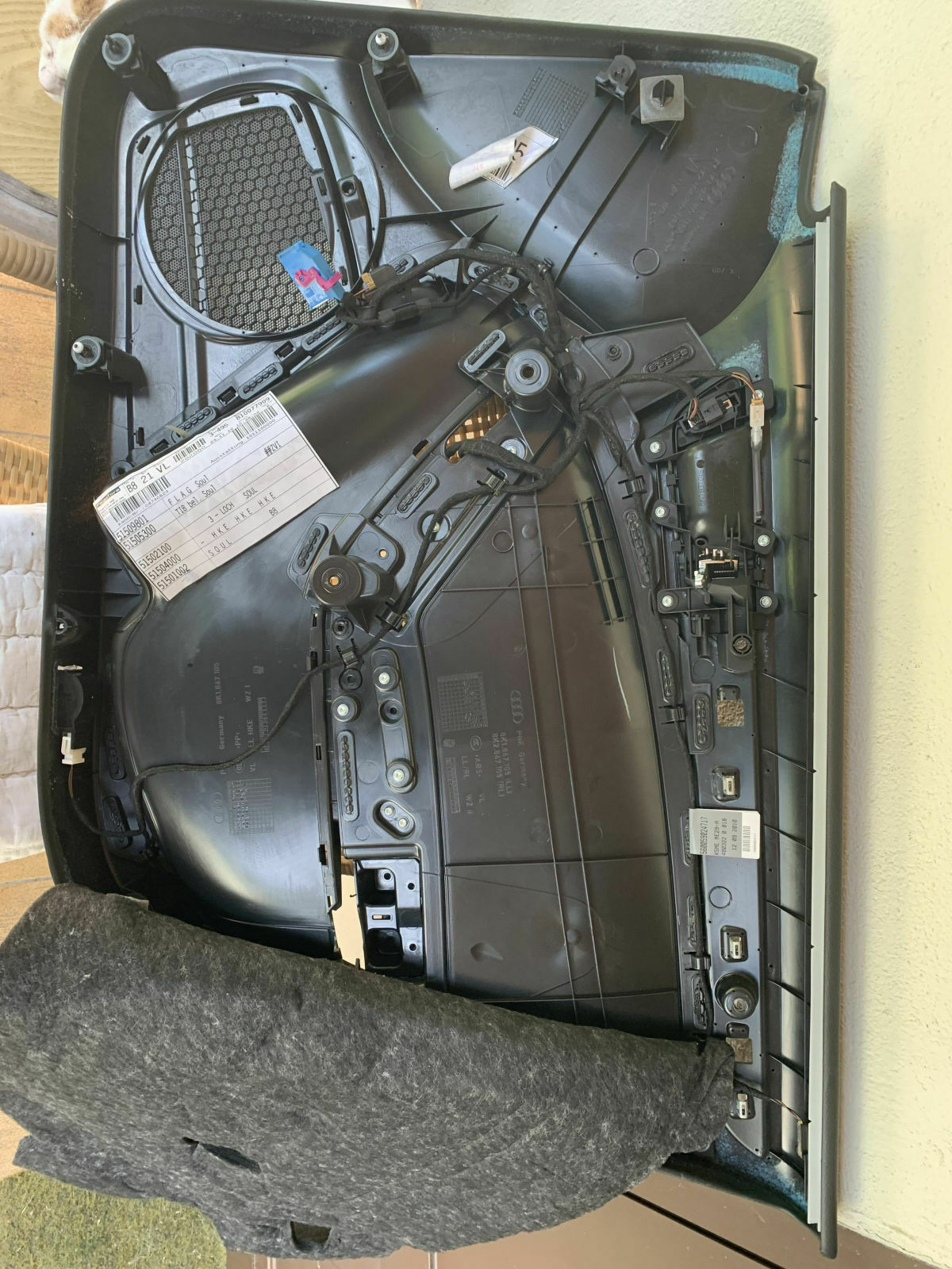 Armauflage an der Tür gerissen! Austausch?