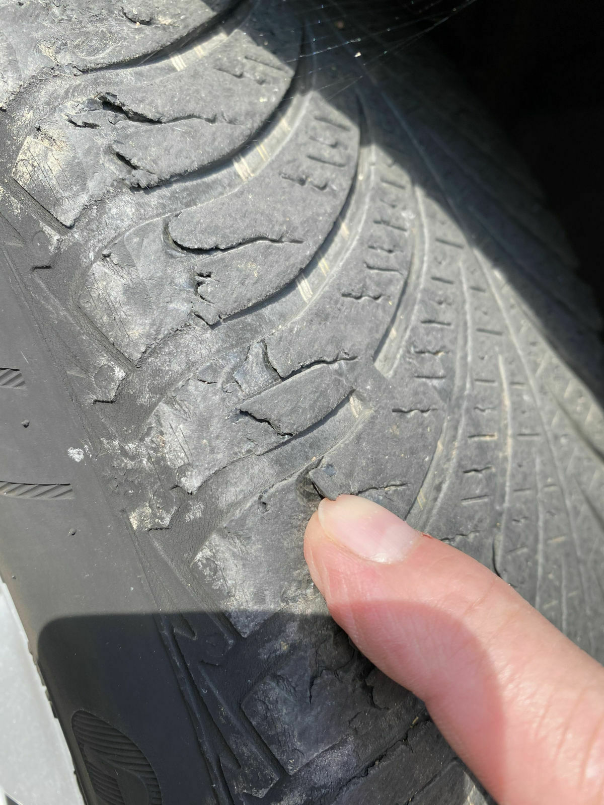 Merkwürdige Reifenabnutzung