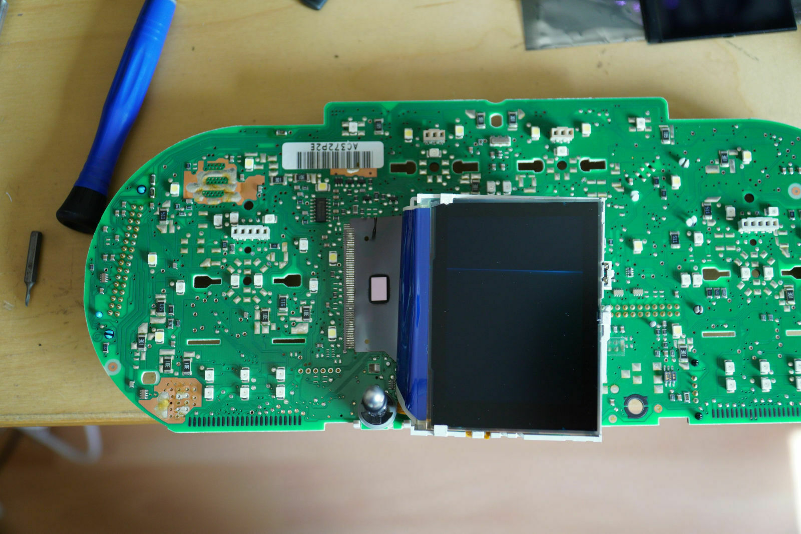FIS Display tauschen im Kombiinstrument (Kombiinstrument zerlegen - DIY)