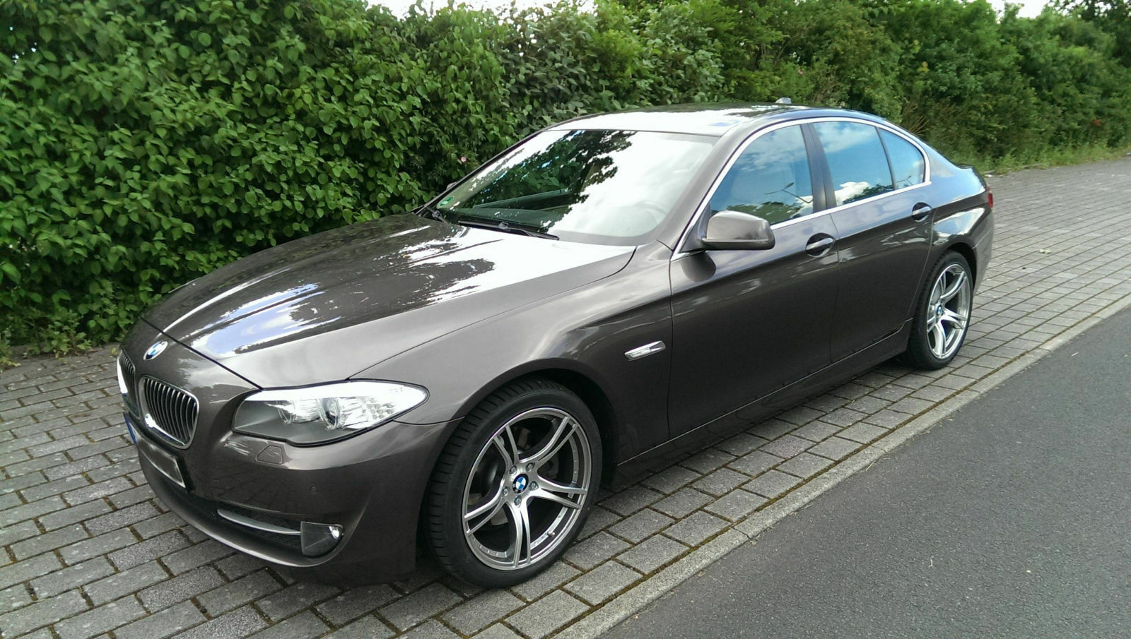 Postet hier eure BMWs mit euren Felgen:-)