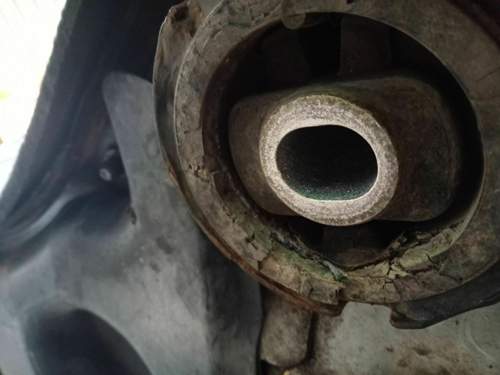 Eingebaut sieht man schon den Bruch