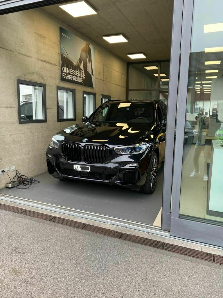 Darf ich vorstellen, mein Neuer...