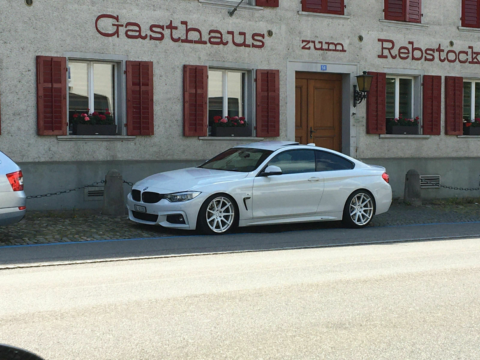 Postet Bilder von Eurem 4er