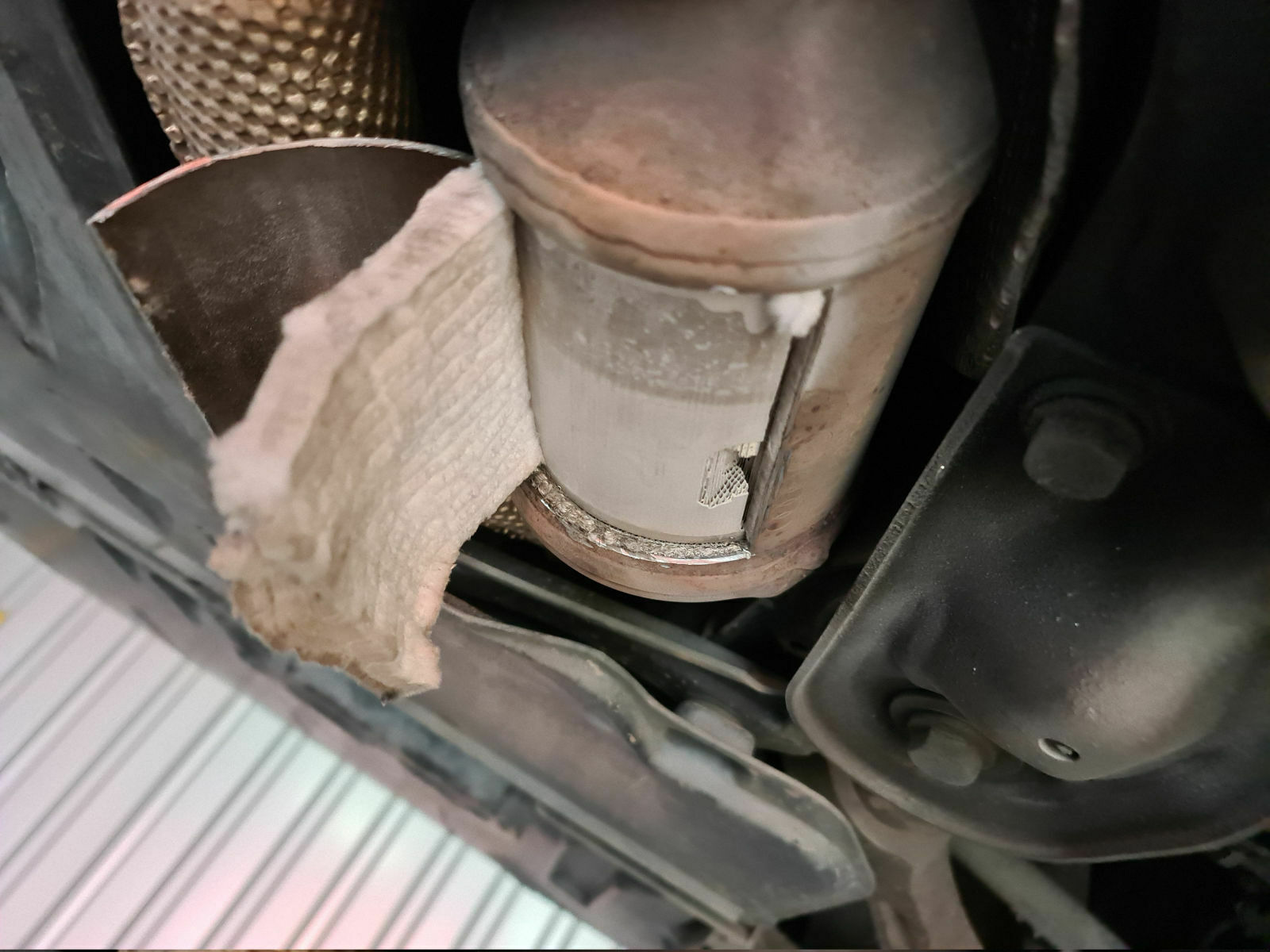 Bitte um Hilfe - KAT-Reparatur