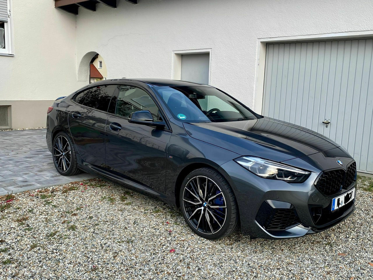 F44(2er Gran Coupé)-Wartezimmer