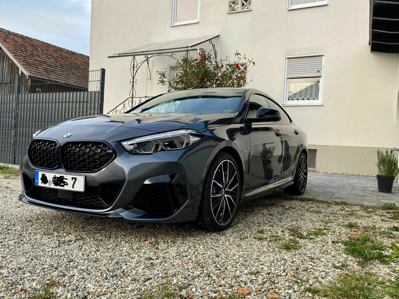 F44(2er Gran Coupé)-Wartezimmer