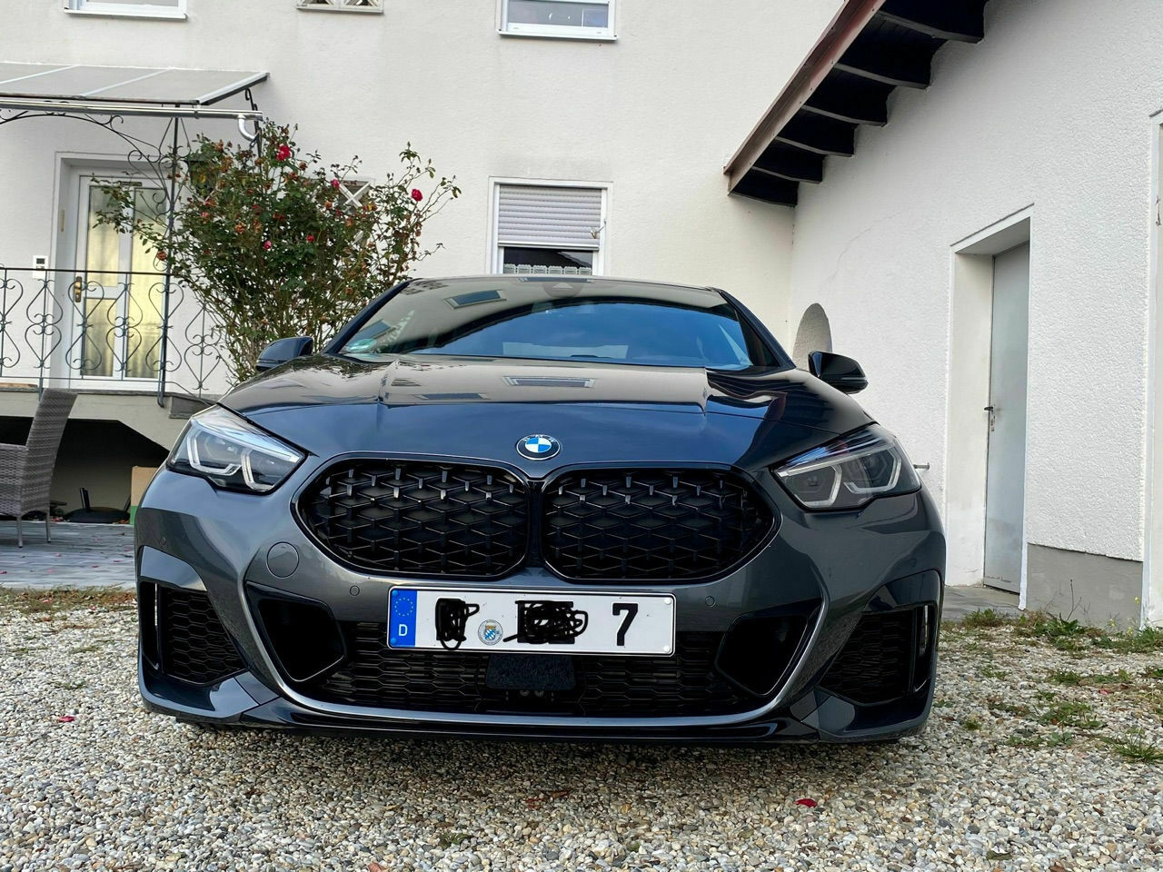 F44(2er Gran Coupé)-Wartezimmer