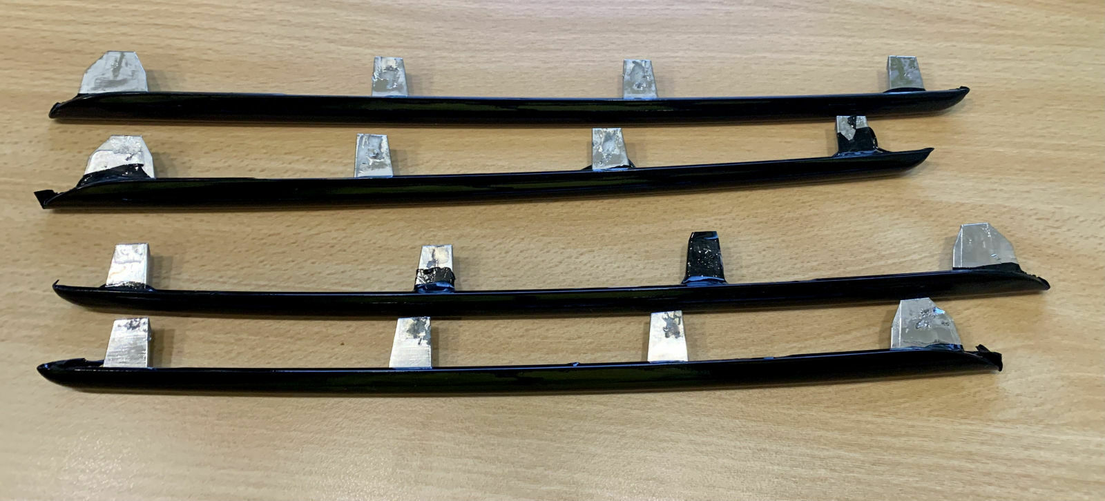 Kühlergrill-Rippen bei W212 MOPF tauschen