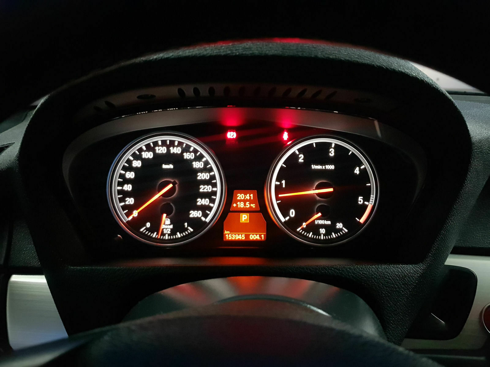 Ambilight Innenbeleuchtung Türablagefächer und bei Leselampen