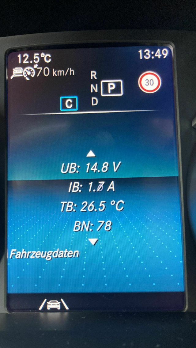 Motor starten s. Betriebsanleitung (Batteriesymbol) - ich werde bald irre-