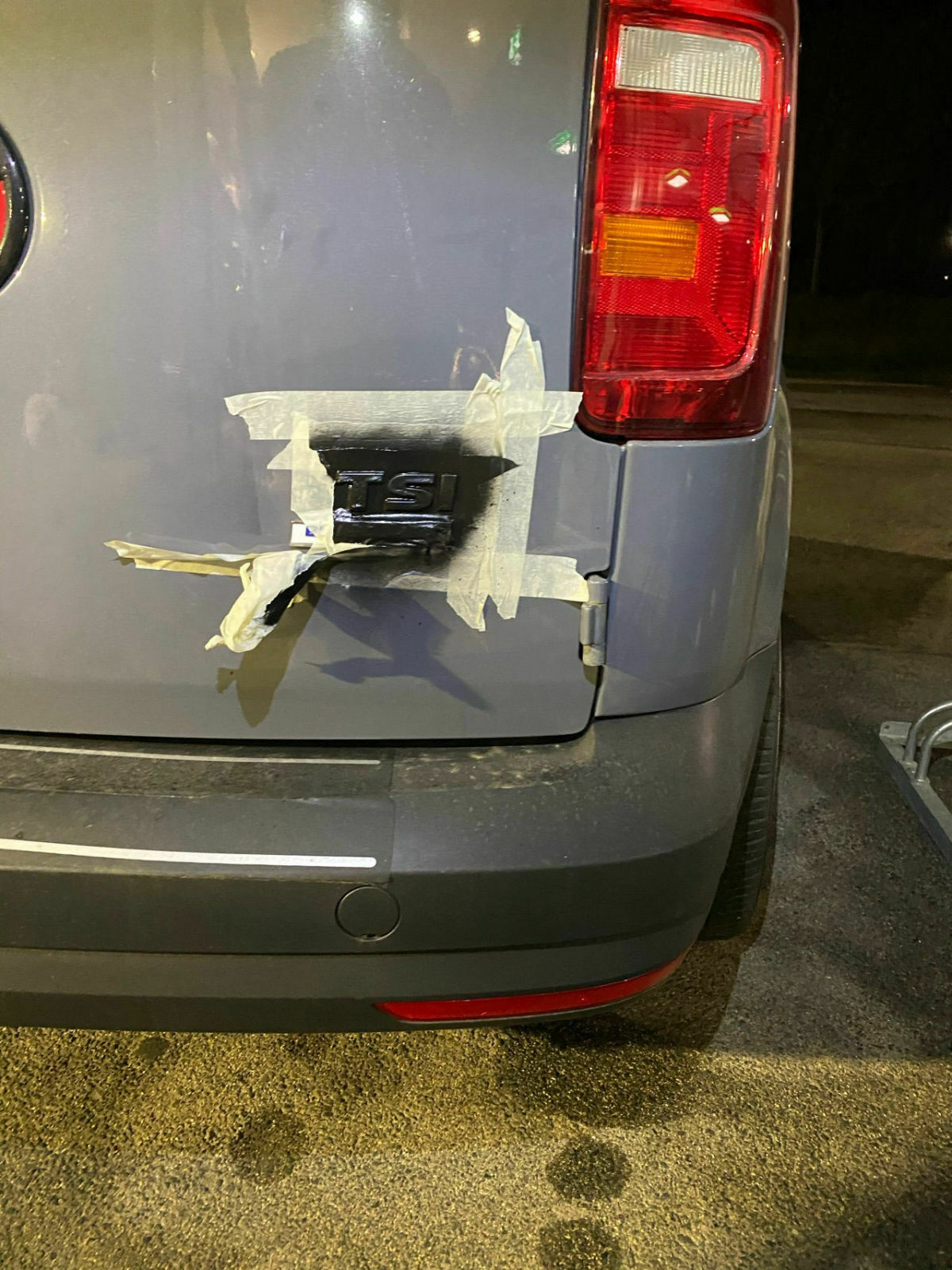 Was habt Ihr heute alles gutes für Euren Caddy getan?