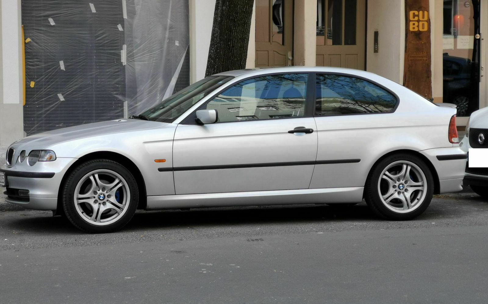 Zeigt mal her eure schönen E46 :)