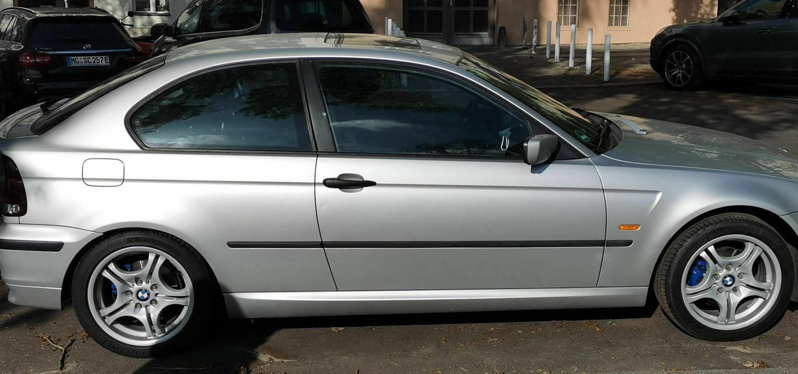 Zeigt mal her eure schönen E46 :)