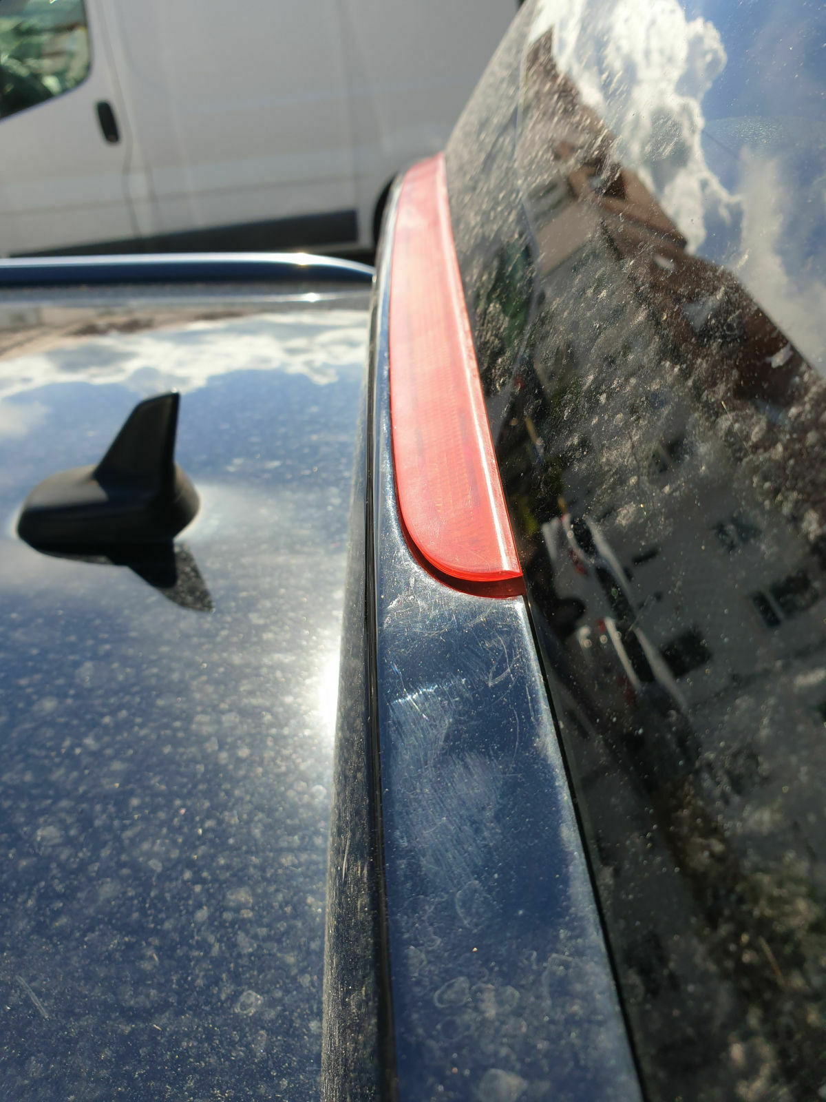 3te Bremslicht (mitte) ausbauen