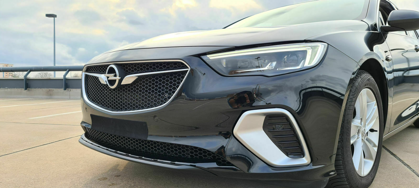 Zeigt her euren Insignia B