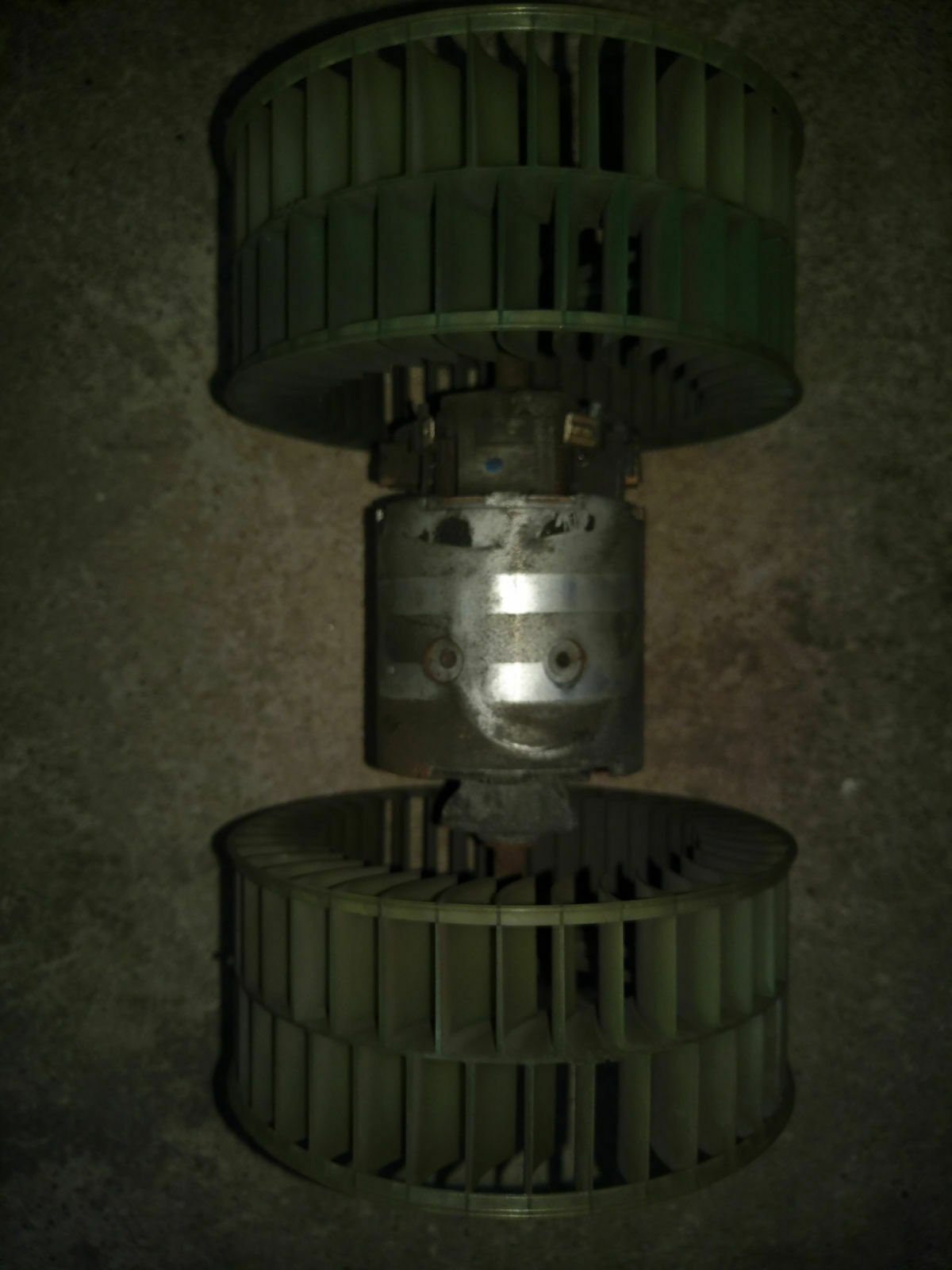 Gebläsemotor ausbauen beim W463