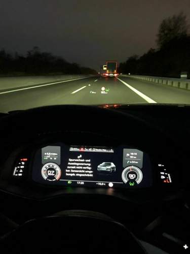 Spurwechsel- und Ausstiegswarnung.jpg