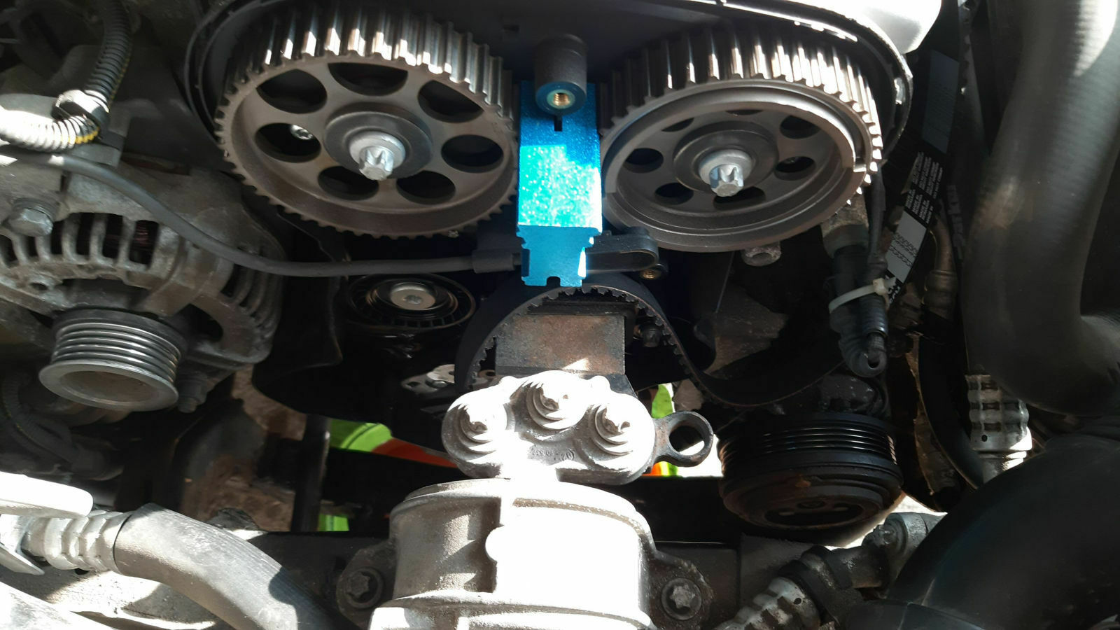 Geräusche: Zahnriemen