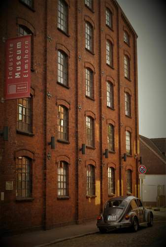 Industriemuseum-neben-backsteinbau