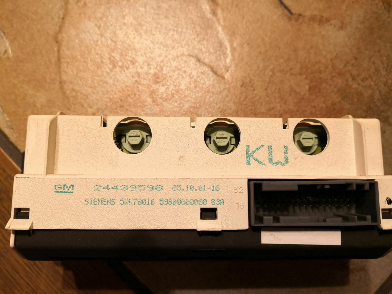 Pixelfehler mit Glasbruch Corsa C