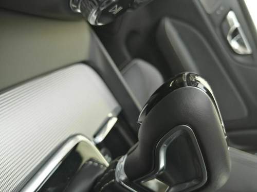 2020 S60 Schalthebel