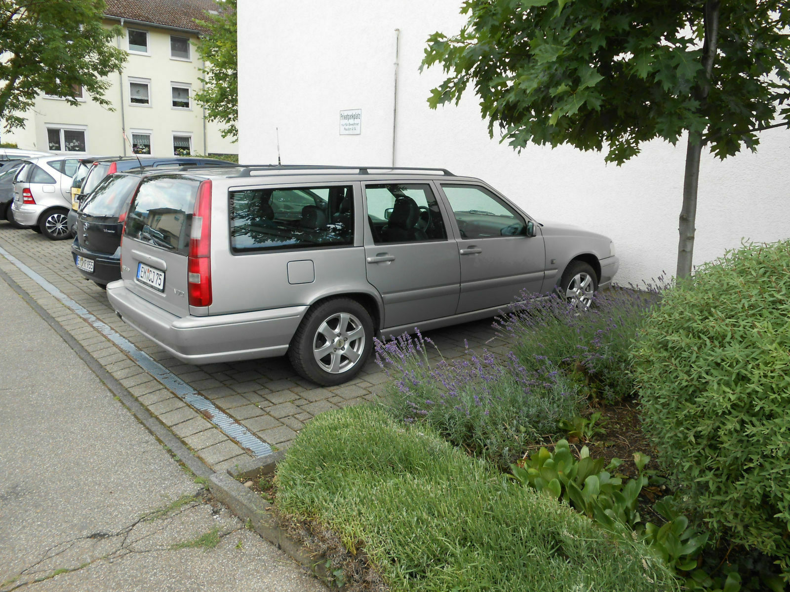 Kabel zur 3. Bremsleuchte V70 total abgeschert - gibt es einen Kabelsatz dafür?