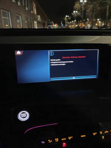 D8b9583a-ec4f-4912-84bf-dc8dc05864e5