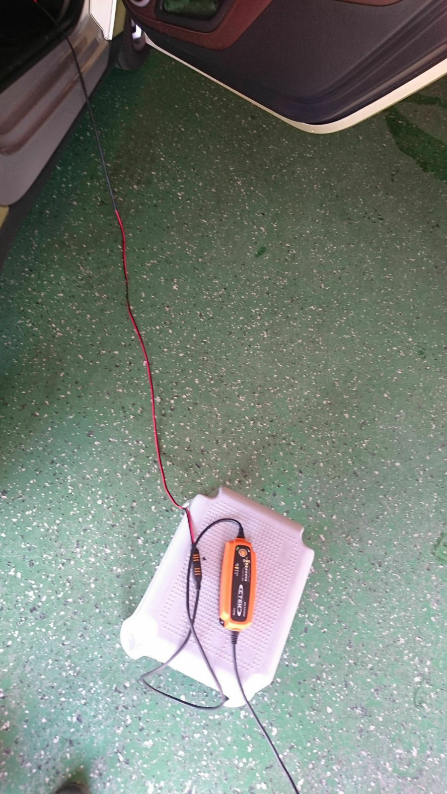 Welches Batterieladeerhaltungsgerät?