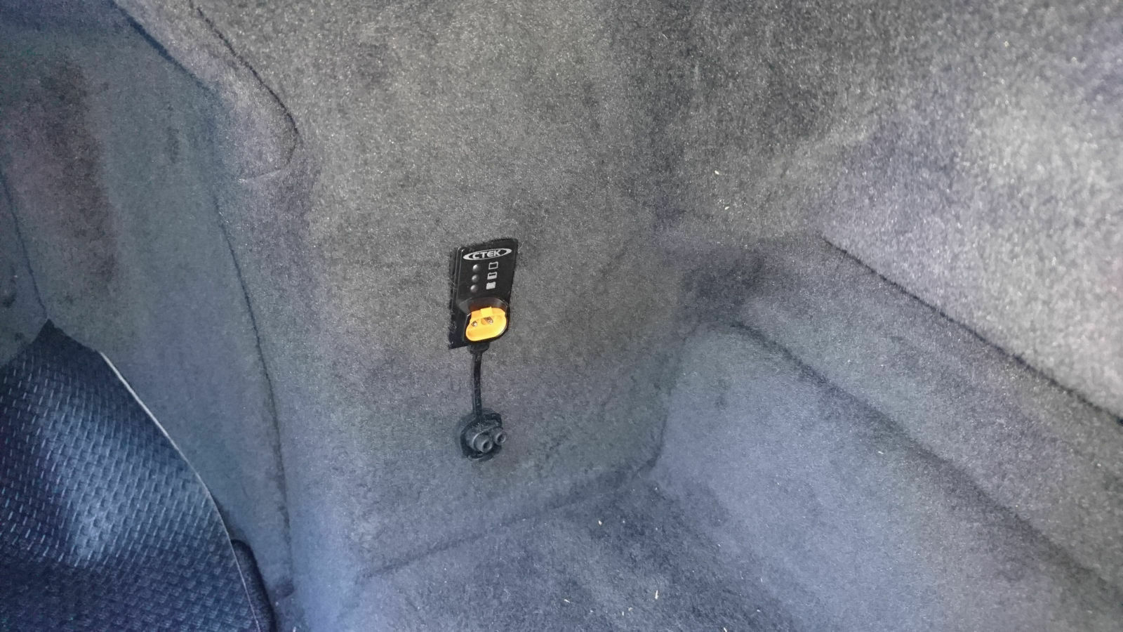 Welches Batterieladeerhaltungsgerät?