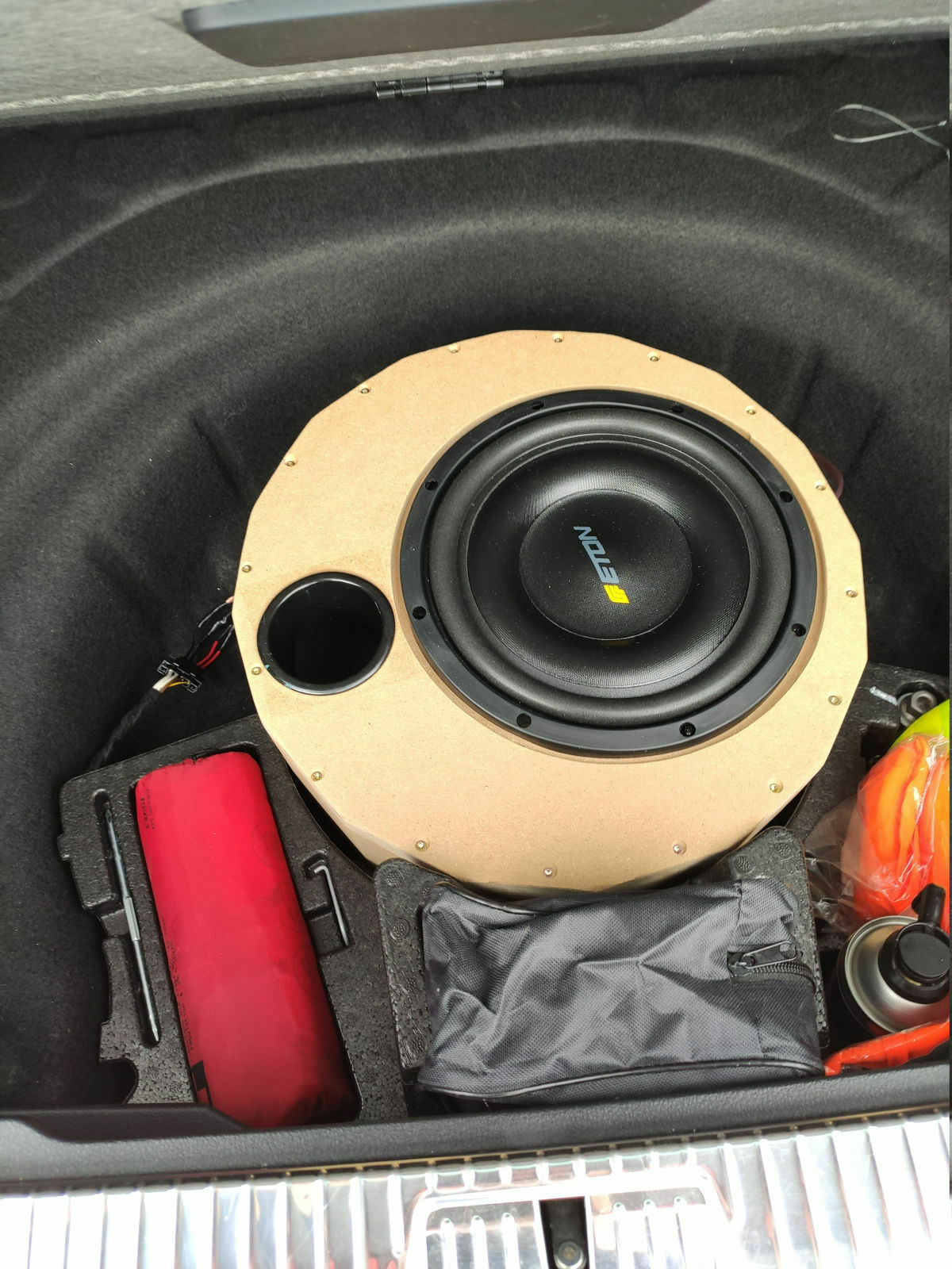 Dynaudio Subwoofer austauschen durch externen Subwoofer