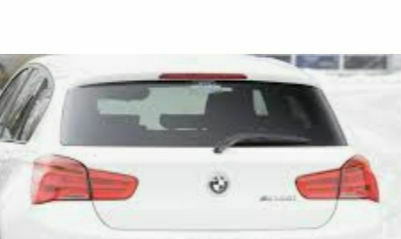 Medienausgabe wird leiser und Rückleuchte dunkler als die andere