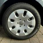 Auch Radkappen Räder sehen wieder ansehnlich aus.