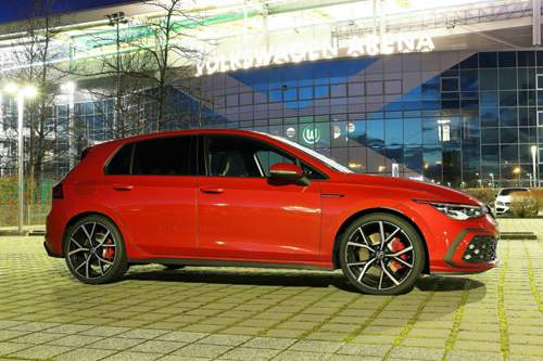 51050752843-17615e800f-h