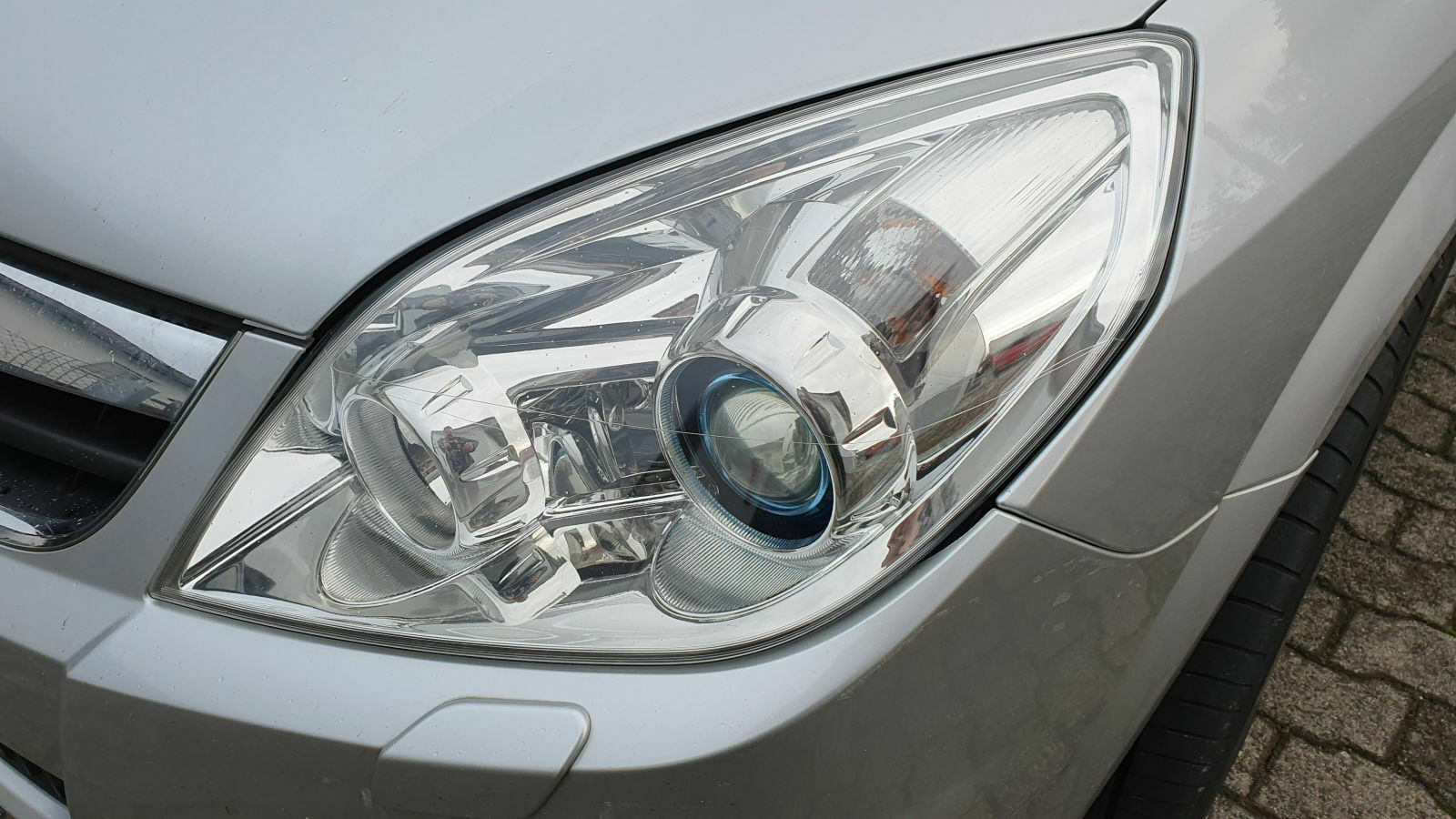 HILFE Scheinwerfer aussen "angelaufen/rauh" nach Waschanlagen-Besuch