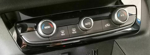 Fehlende Sitzheizungsbedienung!?