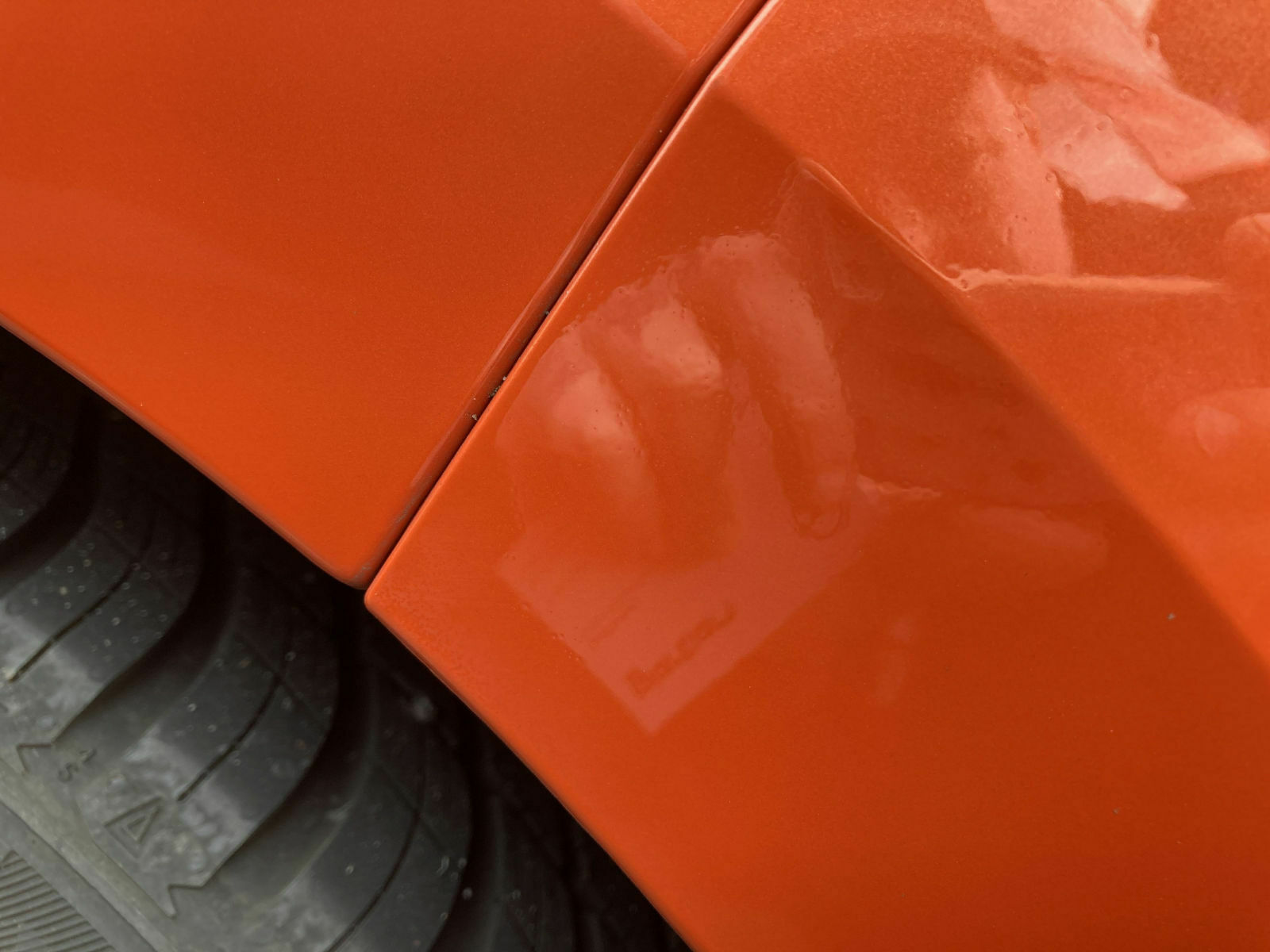 Wie komme ich an die Info ob im Werk oder beim Händler nachlackiert wurde?